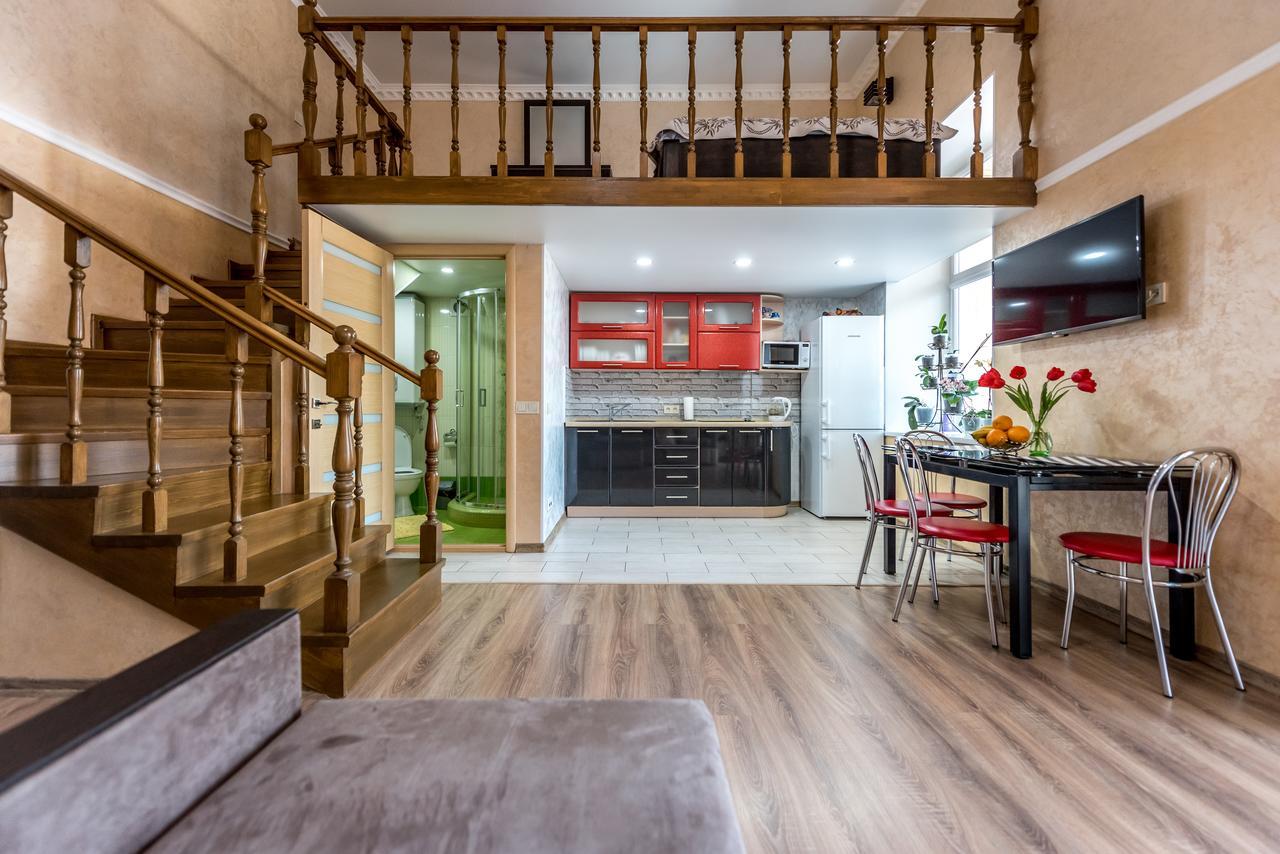 Studio Apartment In Center Of 오데사 외부 사진